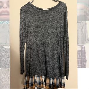 Top with plaid detail